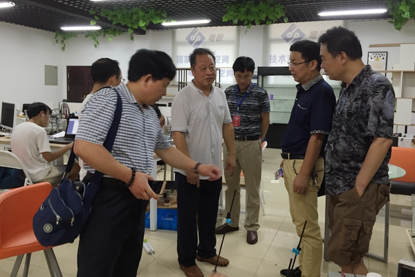 图5.湖南赛区组委会亲临太阳成巡视1_副本.jpg