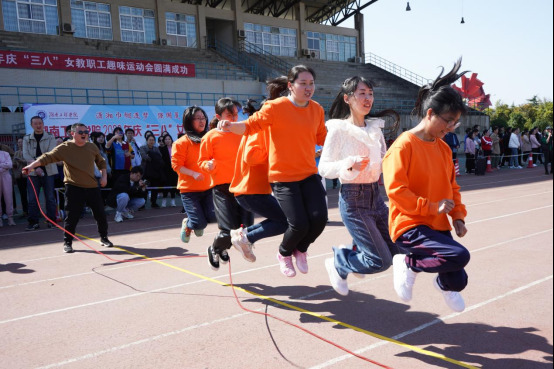 潇湘巾帼显风采 太阳成集团tyc33455cc举办妇女节系列庆祝活动